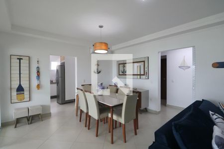 Sala de apartamento para alugar com 3 quartos, 120m² em Balneário Guarujá, Guarujá
