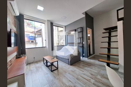 Sala de kitnet/studio à venda com 1 quarto, 32m² em Saúde, Rio de Janeiro