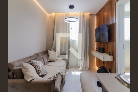 Sala de apartamento para alugar com 2 quartos, 35m² em Jardim Peri Peri, São Paulo