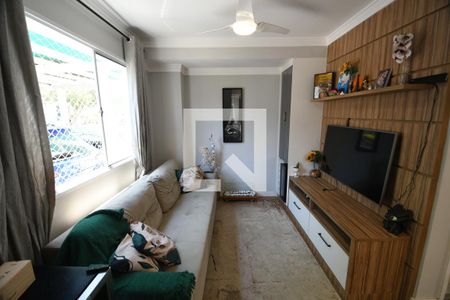 Sala de casa de condomínio à venda com 3 quartos, 100m² em Parque Imperador, Campinas