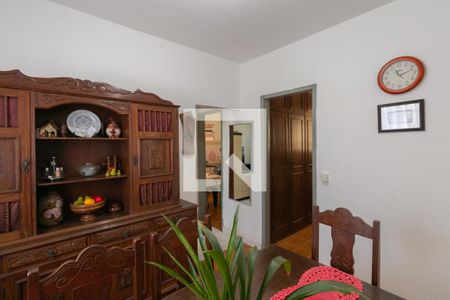 Casa à venda com 5 quartos, 269m² em Jardim Leblon, Belo Horizonte