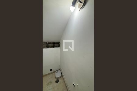 Lavabo de casa para alugar com 3 quartos, 229m² em Vila Alpina, Santo André
