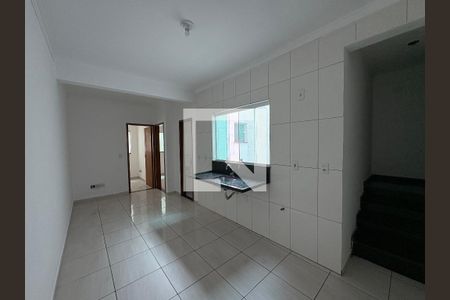 Sala de casa para alugar com 2 quartos, 80m² em Parque Gerassi, Santo André