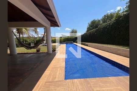 Area externa frente de casa à venda com 6 quartos, 700m² em Jd Botanico , Brasília