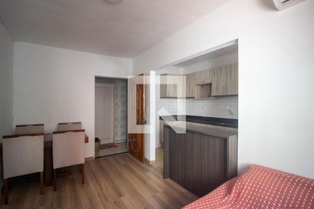 Sala de apartamento à venda com 2 quartos, 48m² em Santa Tereza, Porto Alegre