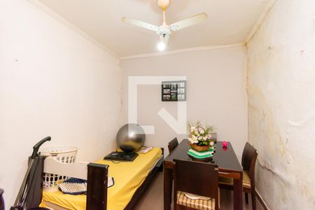 Quarto 1 de casa à venda com 6 quartos, 200m² em Parque dos Bancários, São Paulo