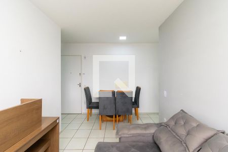 Sala de apartamento para alugar com 2 quartos, 75m² em Parque São Lourenço, São Paulo