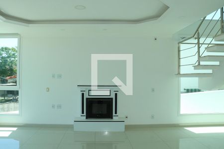 Sala de casa de condomínio para alugar com 5 quartos, 440m² em São Paulo Ii, Cotia