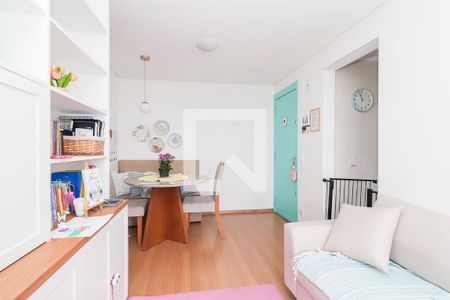 Sala de apartamento para alugar com 2 quartos, 47m² em Jardim das Oliveiras, São Paulo