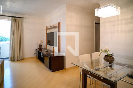 Sala de apartamento à venda com 3 quartos, 75m² em Vila Gumercindo, São Paulo