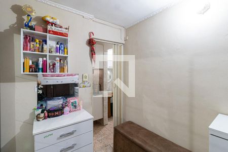 Quarto 1 de apartamento para alugar com 2 quartos, 56m² em Conjunto Residencial José Bonifácio, São Paulo