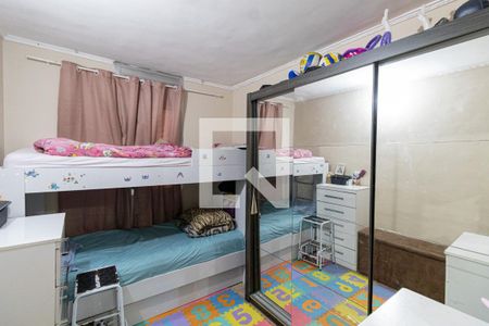 Quarto 1 de apartamento para alugar com 2 quartos, 56m² em Conjunto Residencial José Bonifácio, São Paulo