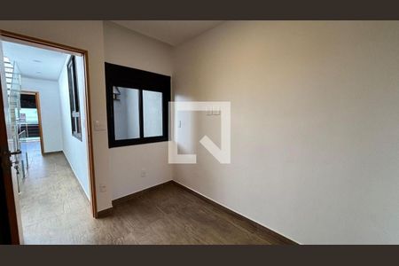 Casa à venda com 3 quartos, 160m² em Vila Bertioga, São Paulo