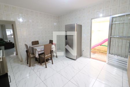 Cozinha de casa à venda com 4 quartos, 125m² em Conceicao, Osasco