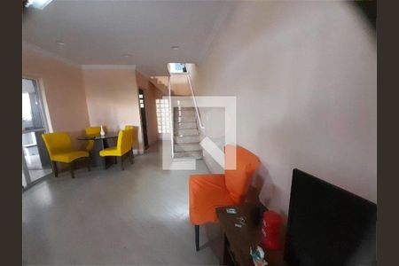 Casa à venda com 3 quartos, 200m² em Vila Brasilio Machado, São Paulo