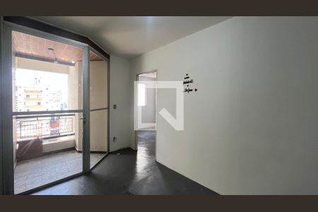 Sala de apartamento para alugar com 2 quartos, 45m² em Centro, Campinas
