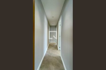 Corredor de apartamento para alugar com 3 quartos, 144m² em Sumarezinho, São Paulo