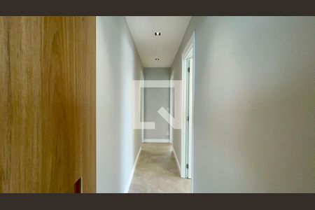 Corredor de apartamento para alugar com 3 quartos, 144m² em Sumarezinho, São Paulo