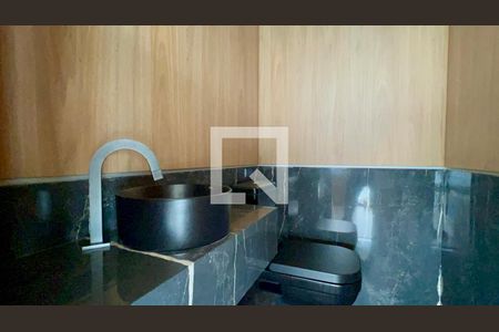 Lavabo de apartamento para alugar com 3 quartos, 144m² em Sumarezinho, São Paulo