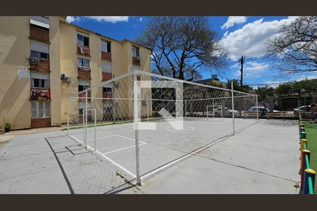Quadra Esportiva de apartamento à venda com 2 quartos, 51m² em São Sebastião, Porto Alegre