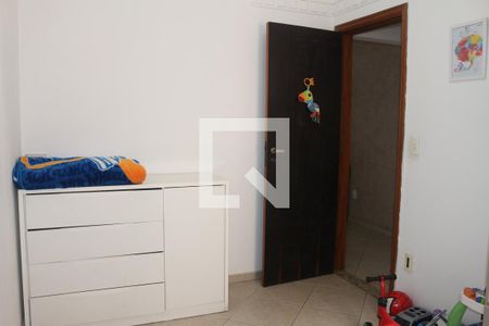 Quarto de apartamento à venda com 2 quartos, 74m² em Olímpico, São Caetano do Sul