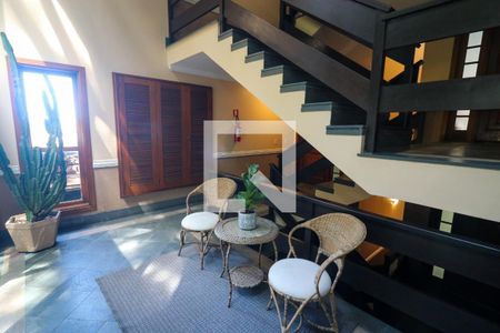 Hall de Entrada de apartamento à venda com 3 quartos, 213m² em Ipanema, Porto Alegre