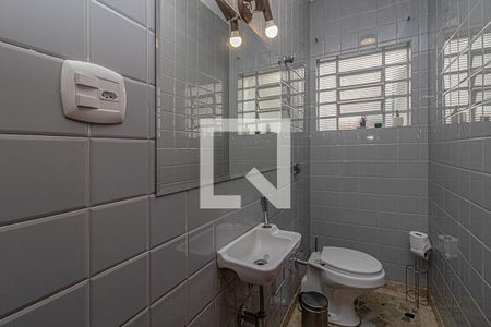 lavabo_1 de casa à venda com 3 quartos, 300m² em Vila Moinho Velho, São Paulo