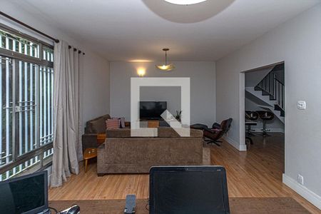 sala_3 de casa à venda com 3 quartos, 300m² em Vila Moinho Velho, São Paulo