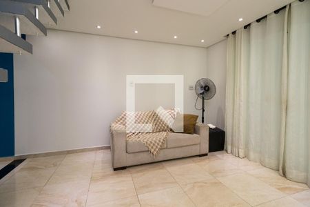 Sala de casa à venda com 3 quartos, 160m² em Vila Prudente, São Paulo