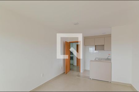 Sala de apartamento para alugar com 2 quartos, 53m² em Vila Carioca, São Paulo