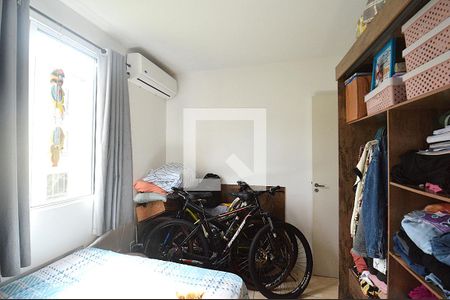 Quarto 1 de apartamento para alugar com 2 quartos, 46m² em Rubem Berta, Porto Alegre