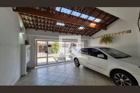 Vista de casa à venda com 3 quartos, 214m² em Vila Homero Thon, Santo André