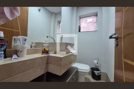 Lavabo de casa à venda com 3 quartos, 214m² em Vila Homero Thon, Santo André