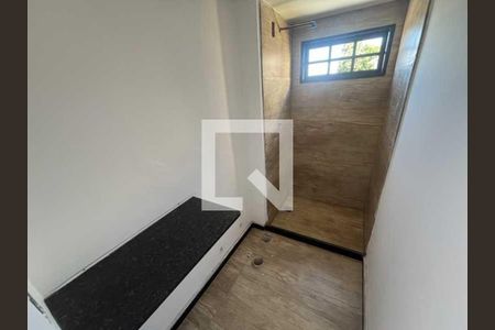 Casa à venda com 4 quartos, 200m² em Jardim Guanabara, Rio de Janeiro