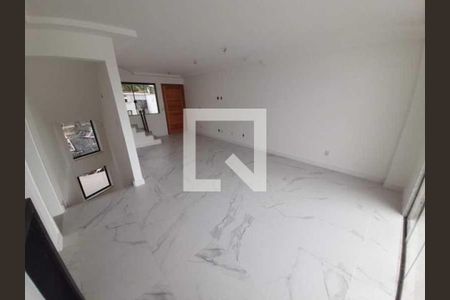 Casa à venda com 3 quartos, 266m² em Jardim Guanabara, Rio de Janeiro