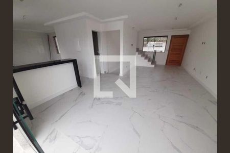 Casa à venda com 3 quartos, 266m² em Jardim Guanabara, Rio de Janeiro