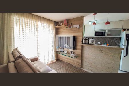 Sala de apartamento à venda com 2 quartos, 46m² em Bussocaba, Osasco