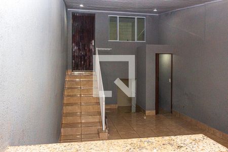 Churrasqueira de casa para alugar com 2 quartos, 96m² em Jardim Cristal, São Paulo