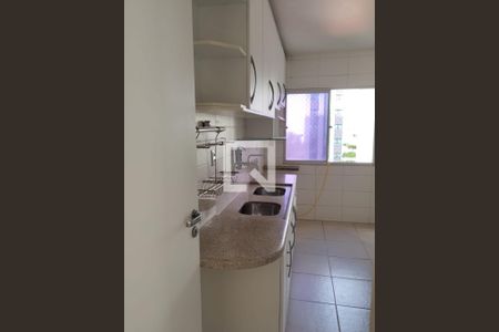 Cozinha de apartamento para alugar com 3 quartos, 118m² em Itaigara, Salvador