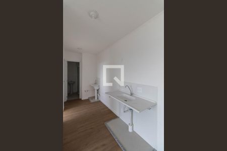 Sala/Cozinha de apartamento para alugar com 2 quartos, 36m² em Vila Nova, São Paulo