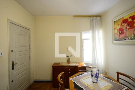 Sala de apartamento para alugar com 3 quartos, 70m² em Liberdade, São Paulo