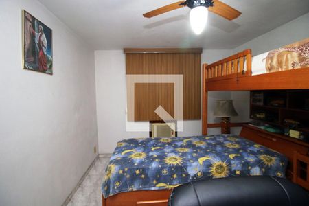 Quarto 2 de casa à venda com 3 quartos, 193m² em Brás de Pina, Rio de Janeiro