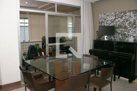 Sala de apartamento para alugar com 4 quartos, 146m² em Barro Preto, Belo Horizonte