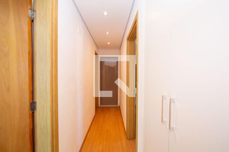 Corredor de apartamento à venda com 3 quartos, 89m² em Buritis, Belo Horizonte