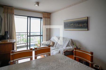 Sala de apartamento à venda com 3 quartos, 75m² em Vila Moinho Velho, São Paulo