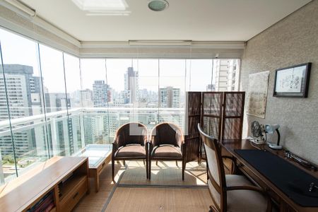 Varanda da suíte 3 de apartamento à venda com 3 quartos, 181m² em Paraíso, São Paulo