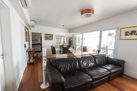 Sala de apartamento à venda com 3 quartos, 181m² em Paraíso, São Paulo