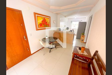 Sala de apartamento para alugar com 2 quartos, 77m² em Ingleses do Rio Vermelho, Florianópolis