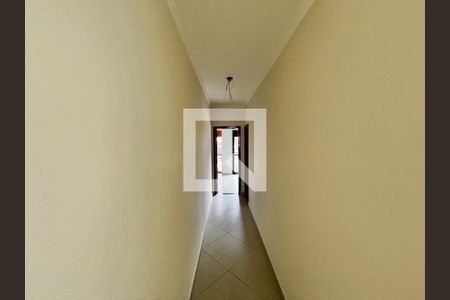 Corredor de casa à venda com 3 quartos, 185m² em Jardim São Paulo, São Paulo