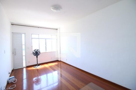 Sala de apartamento para alugar com 2 quartos, 93m² em Brás de Pina, Rio de Janeiro